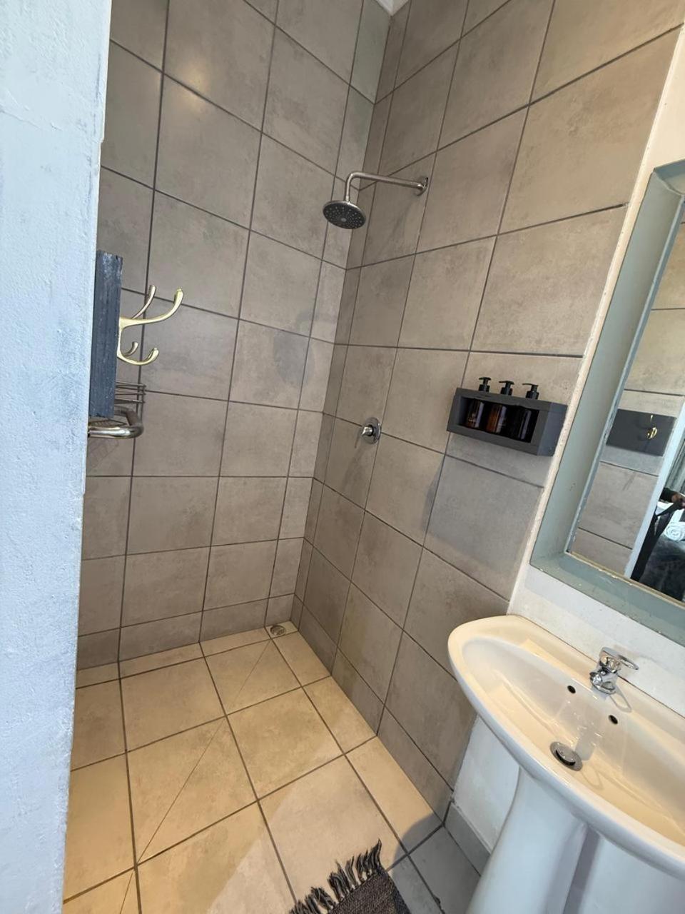 Middelplaas Paarl Guesthouse Экстерьер фото